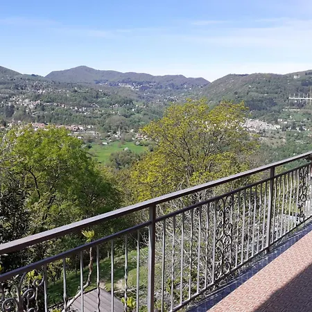 Casa Tra I Laghi * Ponna Superiore