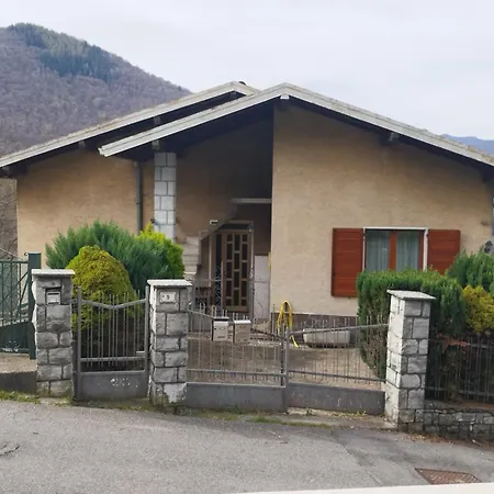 Casa Tra I Laghi Vakantiehuis Ponna Superiore